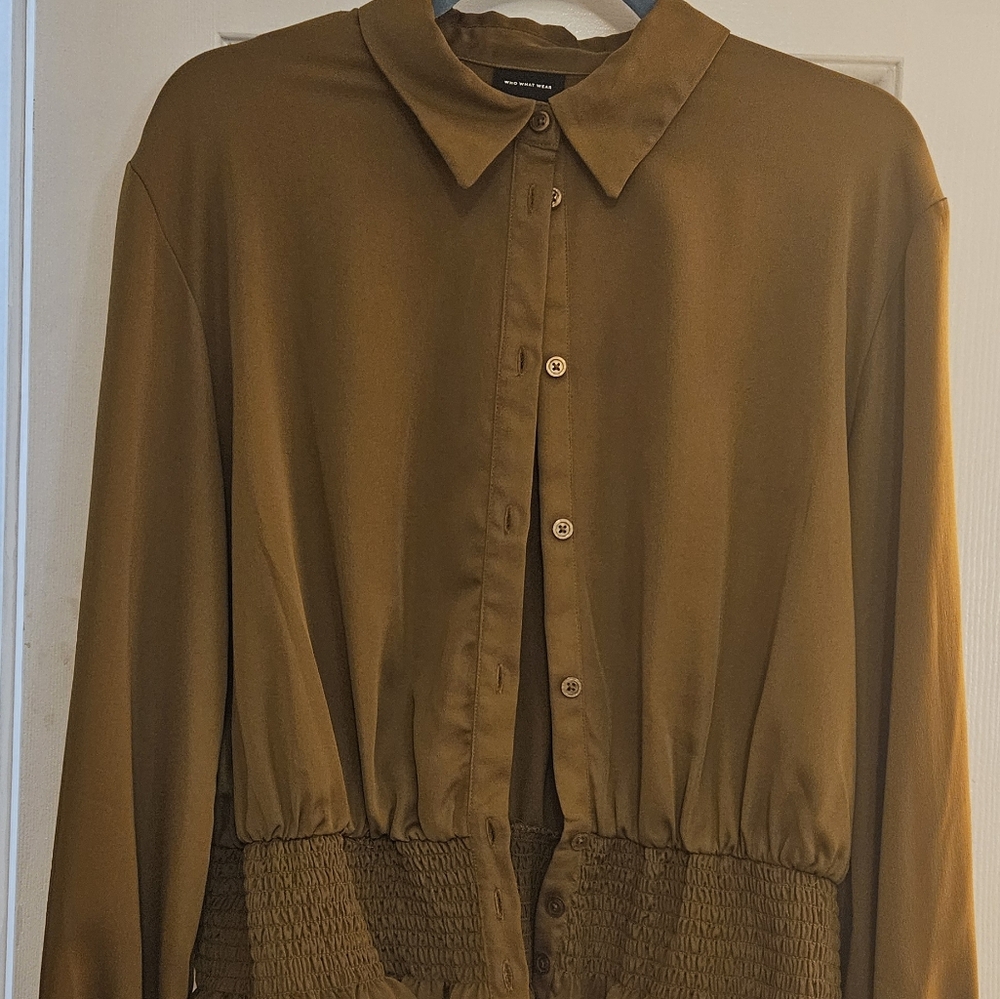 Beautiful silky gold blouse wore 2x